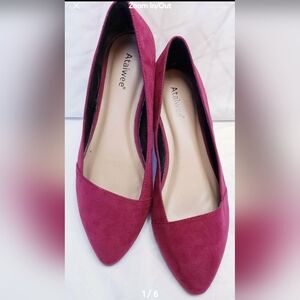 Ataiwee Women's Wide Width Flat Shoes, Dressy Pointed Suede Cozy Slip on Size 9W